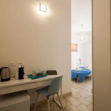 ゲストハウス Coru E Mari 4*