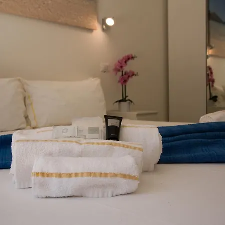 Coru E Mari Pensionat 4*